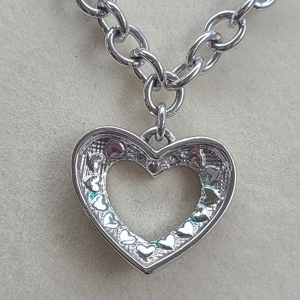 Swarovski Heart Necklace-Great Condition - Picture 3 of 5